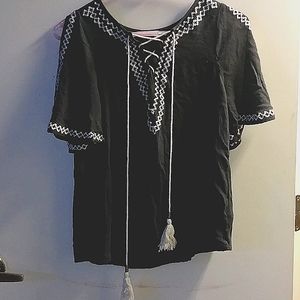 Maurices Aztec blouse